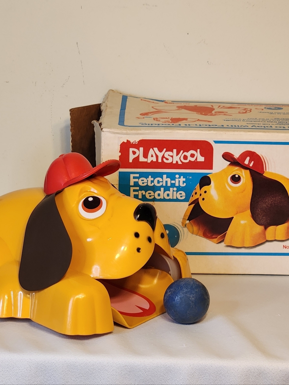 Vintage Playskool Fetch It Freddy Retrieving Dog Toy With Rough Box 1979 Toy Dog